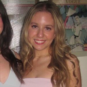 Meet your Posher, Emily